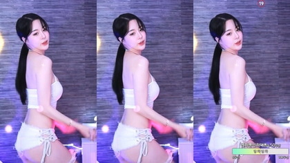 Exclusive Korean Camgirl zzey33 Live Performance 2024