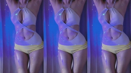 Exclusive Korean Camgirl Webcam Show - Hot & Steamy