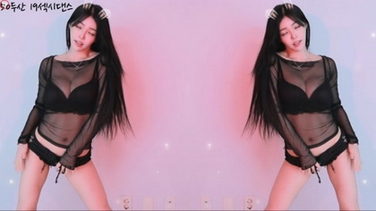 Exclusive Korean Camgirl Hot Scene - 2024 Show