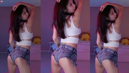 Exclusive Korean Camgirl Zhuvely95's Sizzling 2024 Performance