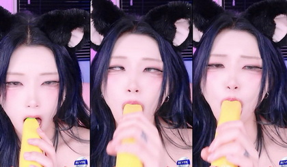 Exclusive Korean Camgirl Twingo1125 Live Performance 2024
