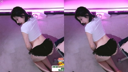 Exclusive Korean Camgirl milkkim123 Live Performance 2024