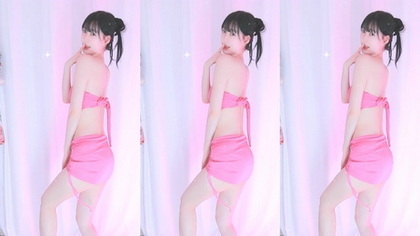 Exclusive Korean Camgirl Love0410 in Sizzling 2024 Performance