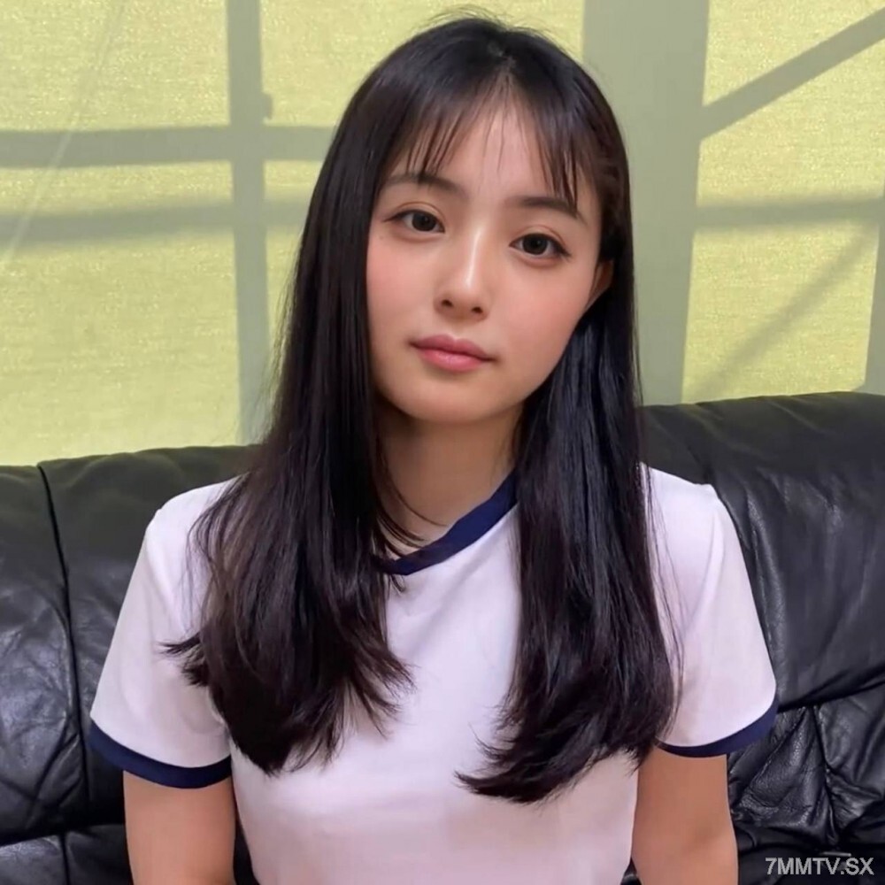 Exclusive: Married Woman Nozomi-chan 32 in Hot External Treatment