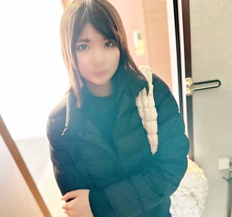 FC2-PPV-4660423 [Completely untreated] When I took off the panties of the serious and cheerful former president of Seto, I found that her super hairy 