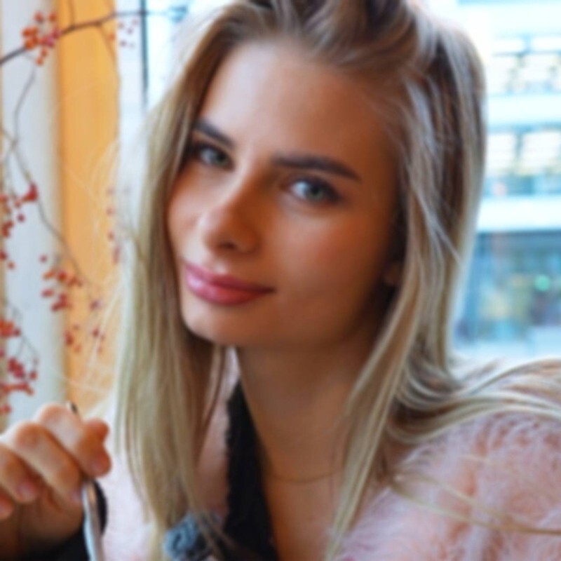 FC2-PPV-4634161: Ksenia's Debut - Stunning Ukrainian Beauty at 20